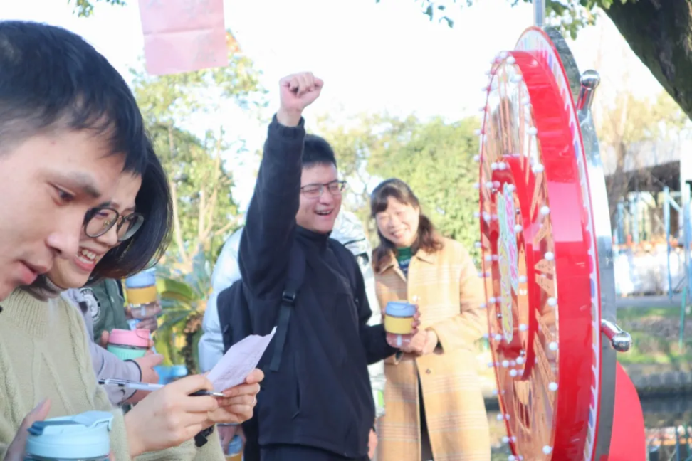 ox4voqsw.bmp ox4voqsw.bmp